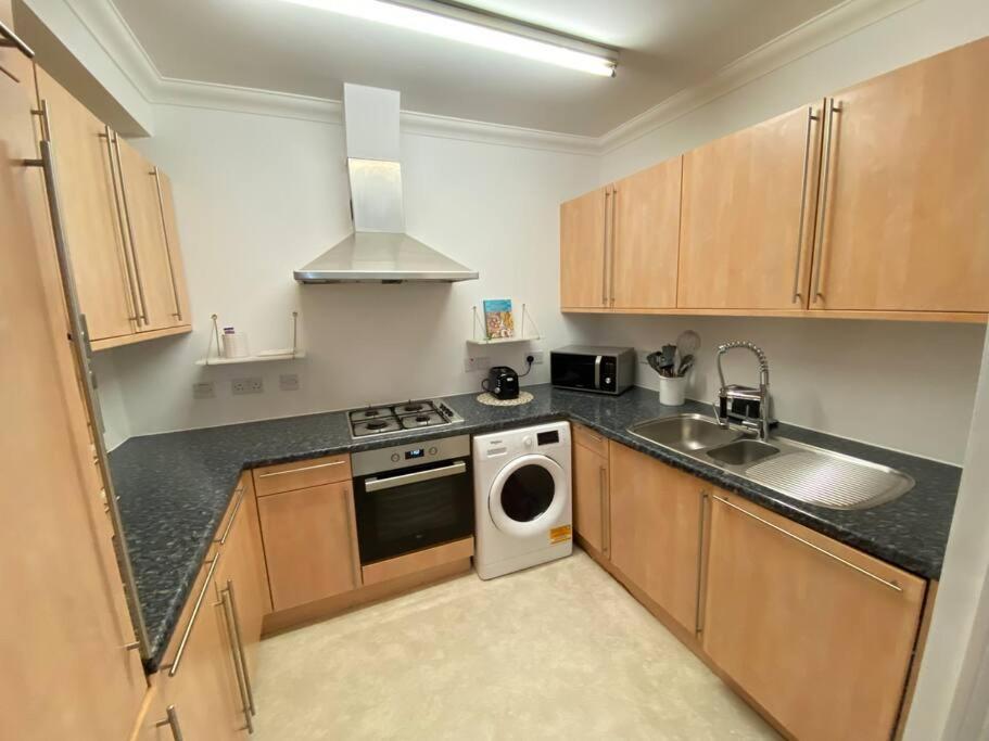 Wonderful Baker Street Flat! Lägenhet London Exteriör bild